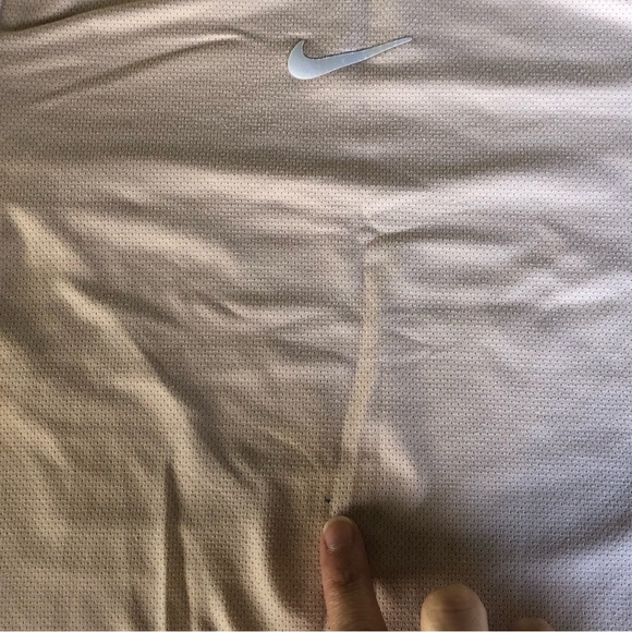 Nike - Girls Dri-FIT pink T-shirt - XS - Picture 2 of 5